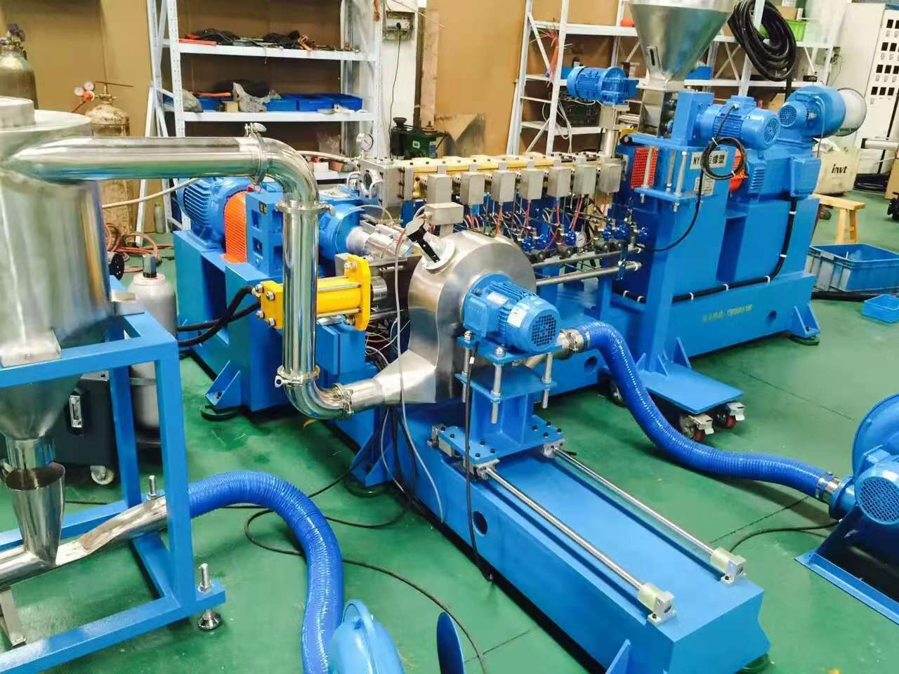 同向平行雙螺桿擠出造粒機(jī)